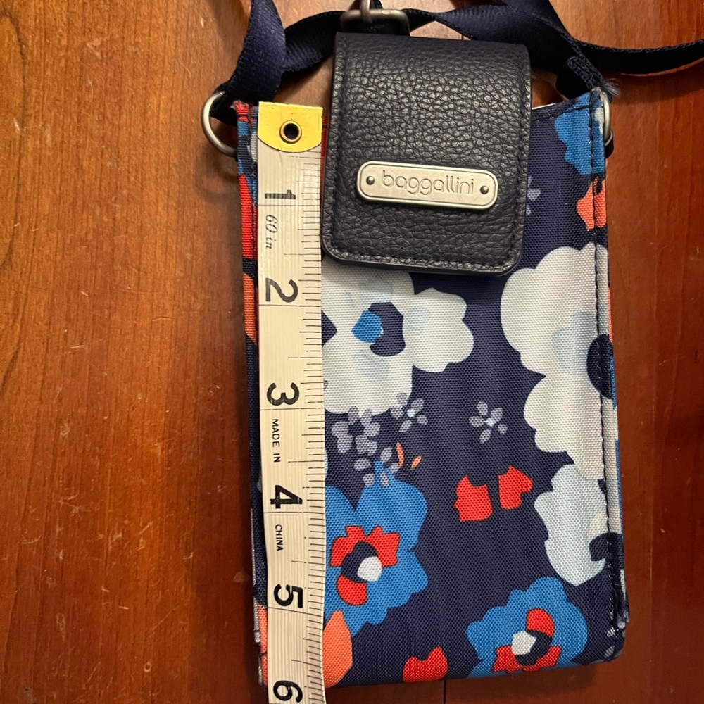 Baggallini Blue Floral Phone Case with strap